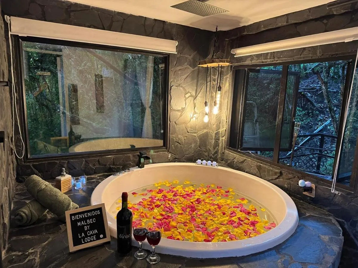 Cabana Malbec - La Cava Lodge Medellin