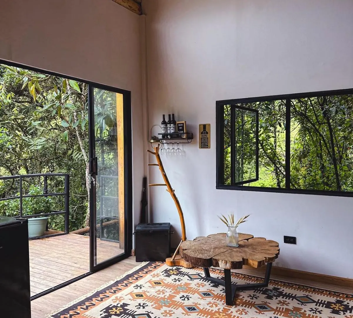 Chalet Cabana Malbec - La Cava Lodge Medellin