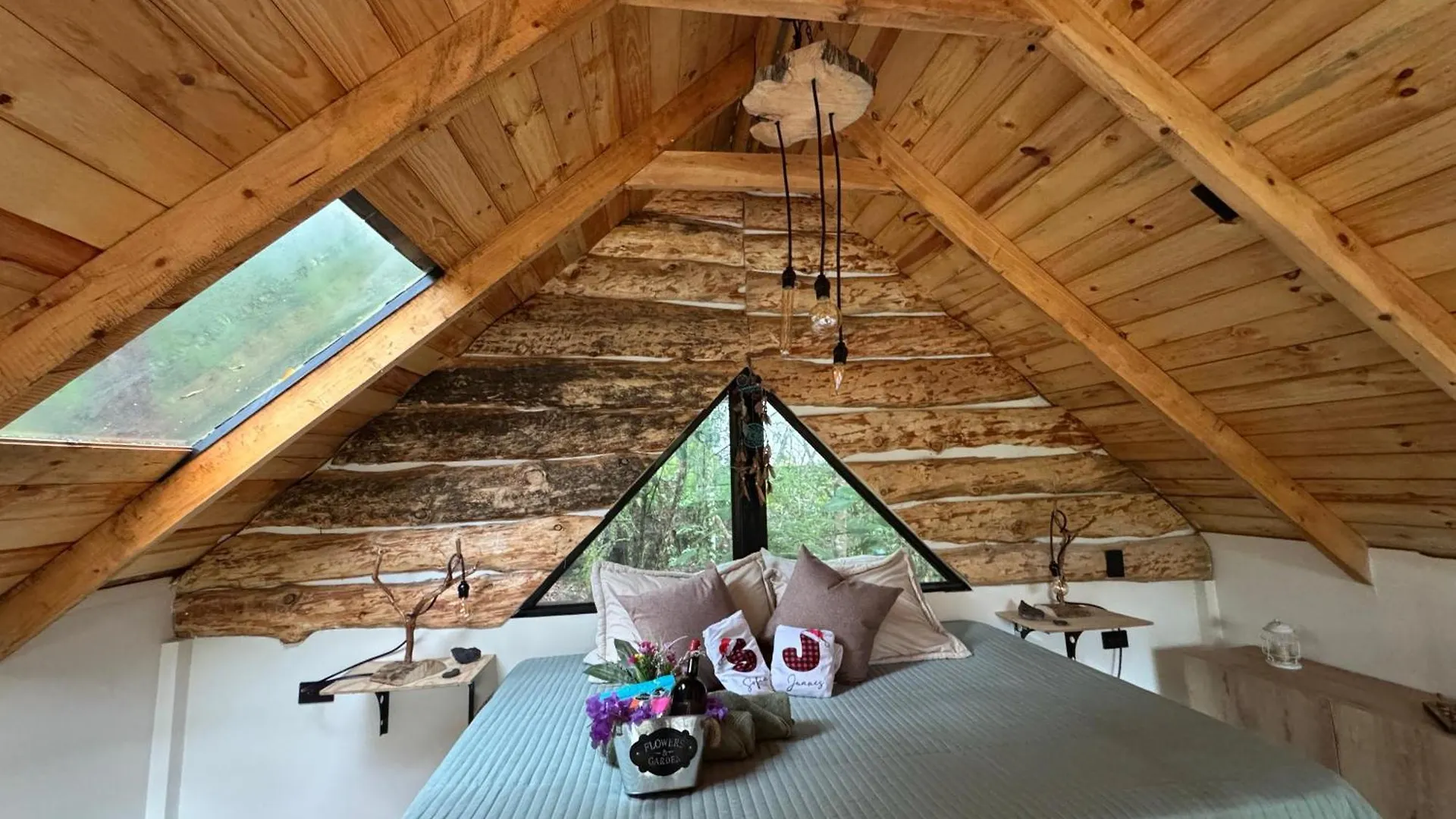 Alpstuga Cabana Malbec - La Cava Lodge Medellín